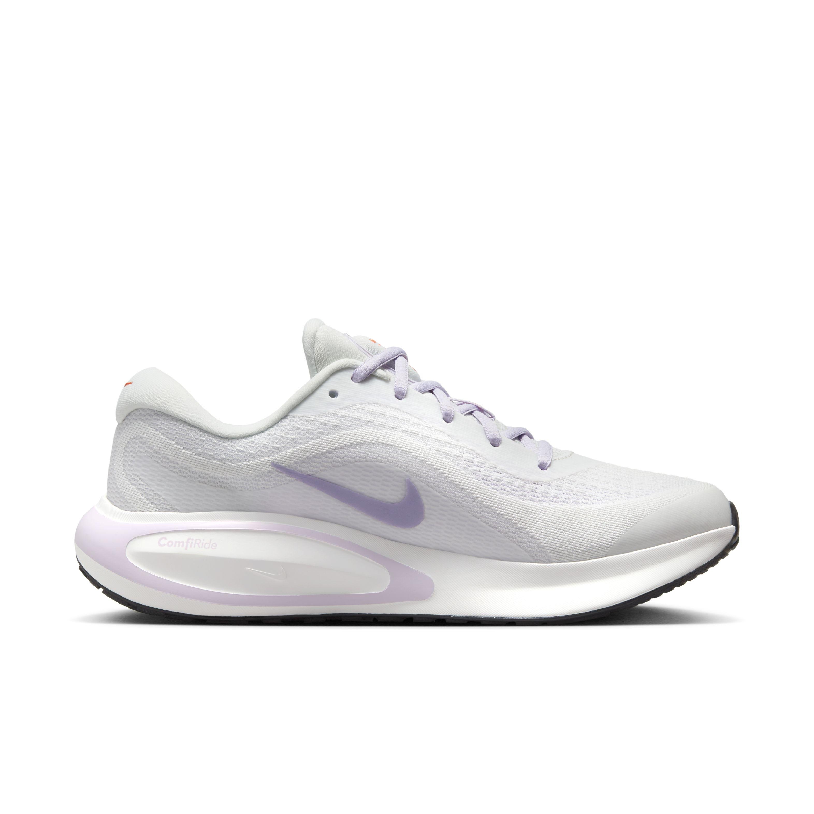 在庫文の必須!★NIKE DAYBREAK WHITE BARELY GRAPE Sneaker Politics